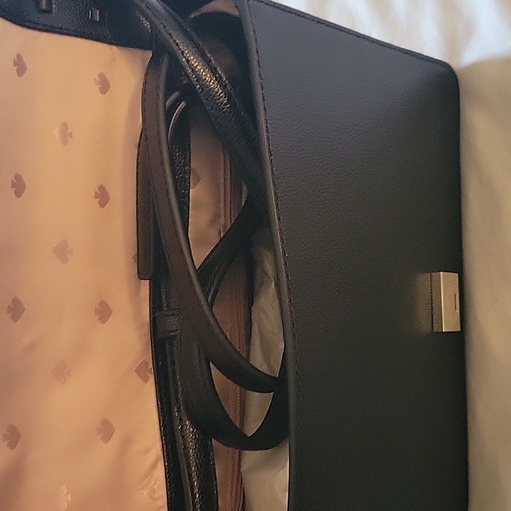 Kate Spade purse - Picture 4 of 6